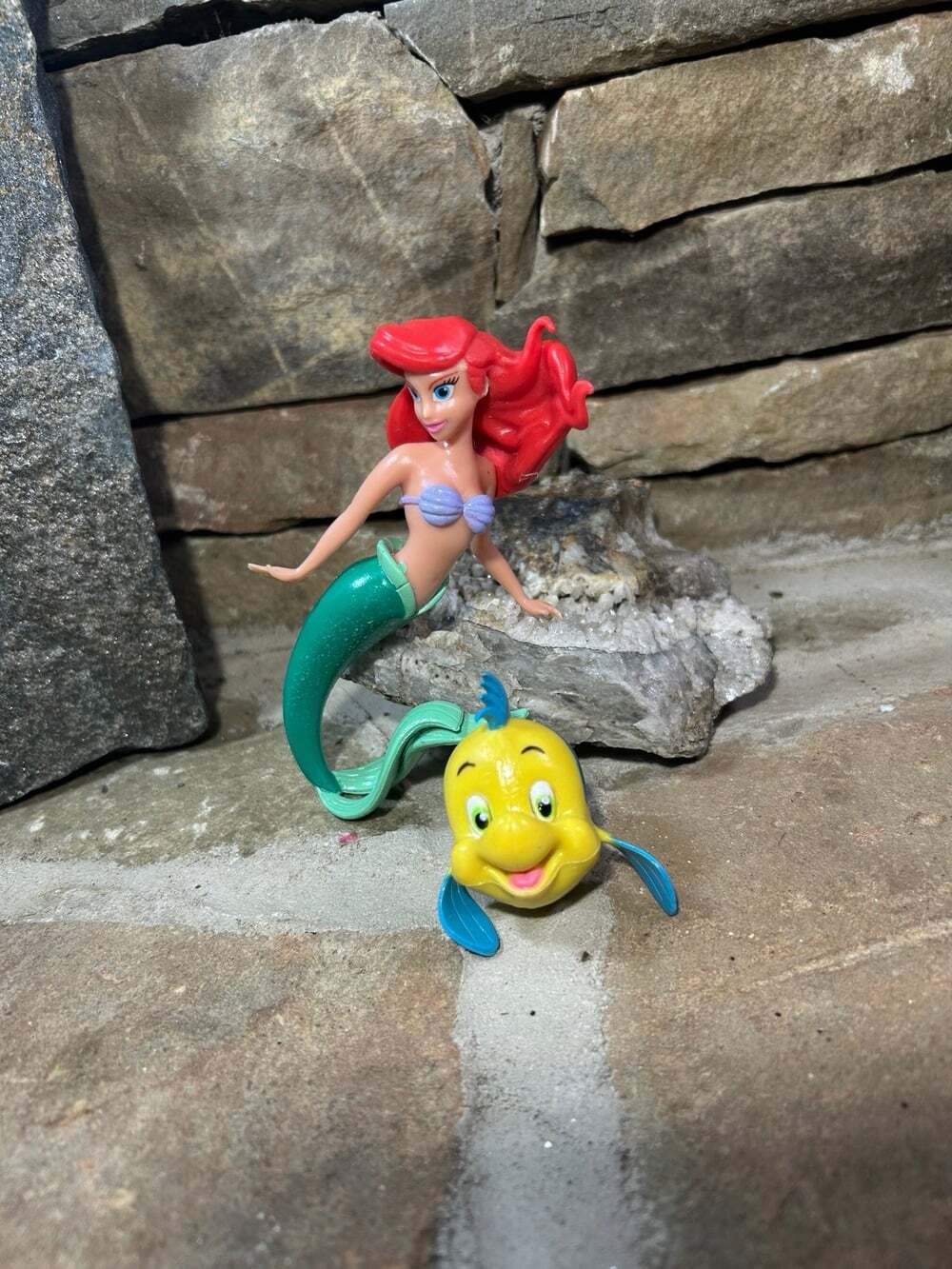 Little Mermaid Ariel and Flounder Figures sparkles Swimway Disney